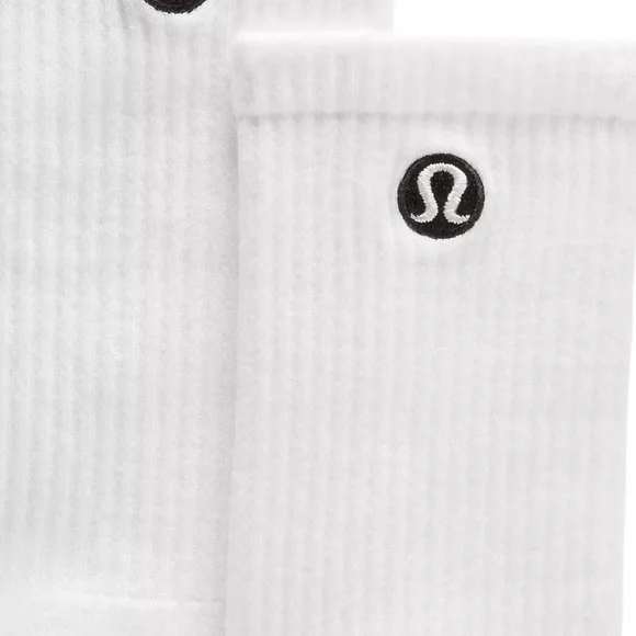 NWT 2 Pair lululemon athletica Daily Stride Casual Socks White - Picture 3 of 5